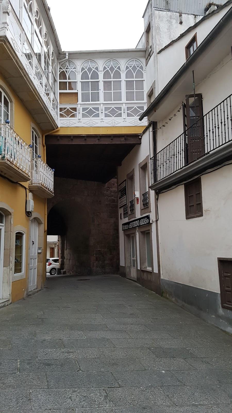Porta da Vila, Viveiro
